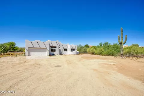 Exterior - 310 N Mountain View Rd, Apache Junction, AZ 85119 photo 2 of 2