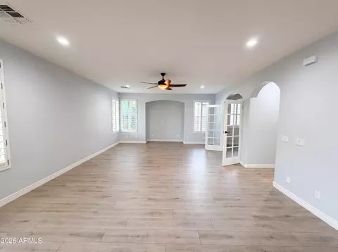 Living - 2113 W Eagle Feather Rd, Phoenix, AZ 85085 photo 1 of 9