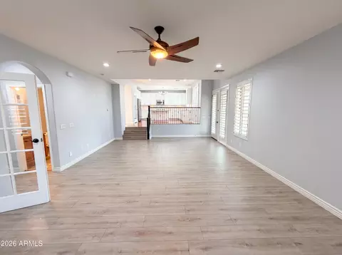 Living - 2113 W Eagle Feather Rd, Phoenix, AZ 85085 photo 3 of 9