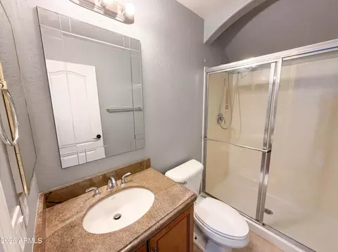 Bath - 2113 W Eagle Feather Rd, Phoenix, AZ 85085 photo 2 of 6