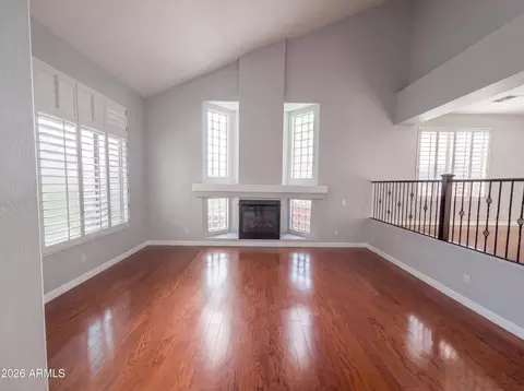 Living - 2113 W Eagle Feather Rd, Phoenix, AZ 85085 photo 5 of 9