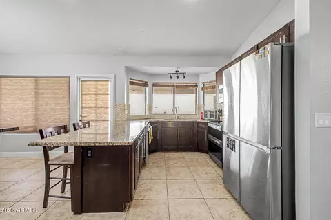 Kitchen - 16451 N 47th Pl, Phoenix, AZ 85032 photo 2 of 3