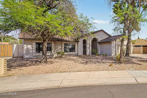 Exterior - 16451 N 47th Pl, Phoenix, AZ 85032 photo 3 of 8
