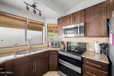 Kitchen - 16451 N 47th Pl, Phoenix, AZ 85032 photo 3 of 3