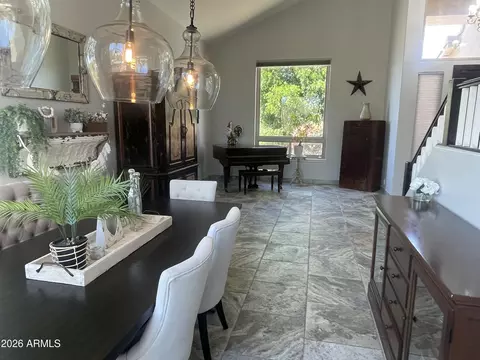 Dining - 4531 E Ramuda Dr, Phoenix, AZ 85050 photo 2 of 4