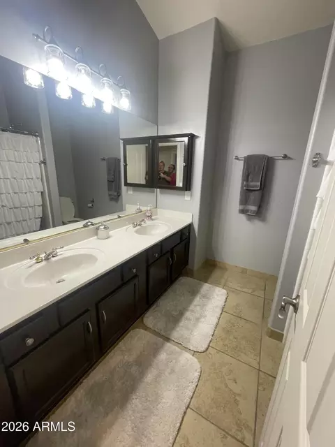 Bath - 4531 E Ramuda Dr, Phoenix, AZ 85050 photo 5 of 5