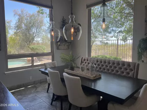 Dining - 4531 E Ramuda Dr, Phoenix, AZ 85050 photo 3 of 4