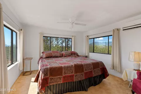 Bedroom - 8264 E Dakota Rd, Hereford, AZ 85615 photo 2 of 4