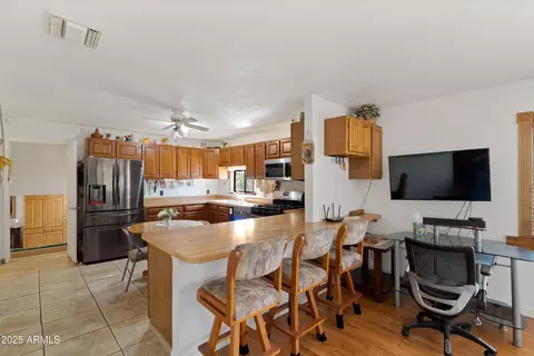 Kitchen - 8264 E Dakota Rd, Hereford, AZ 85615 photo 4 of 4