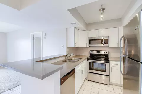 540 N May St #2111, Mesa, AZ 85201