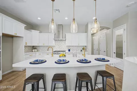 Kitchen - 4093 E Jesse St, Gilbert, AZ 85295 photo 4 of 9