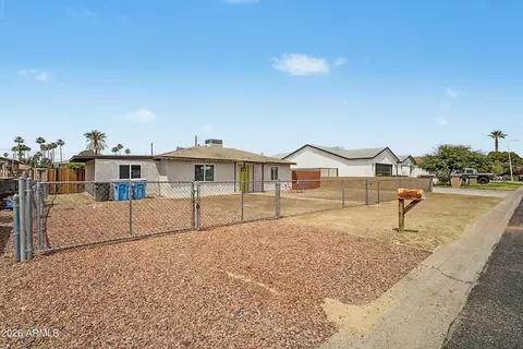 Exterior - 4216 N 31st Dr, Phoenix, AZ 85017 photo 1 of 5