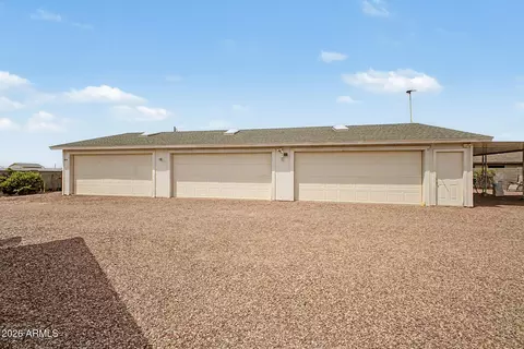 Exterior - 836 S Royal Palm Rd, Apache Junction, AZ 85119 photo 12 of 13
