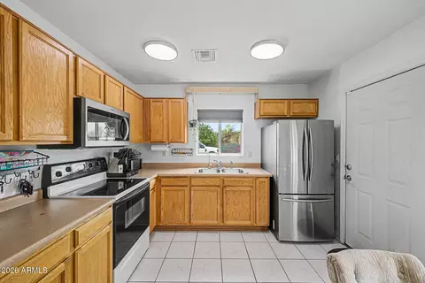 Kitchen - 836 S Royal Palm Rd, Apache Junction, AZ 85119 photo 1 of 5