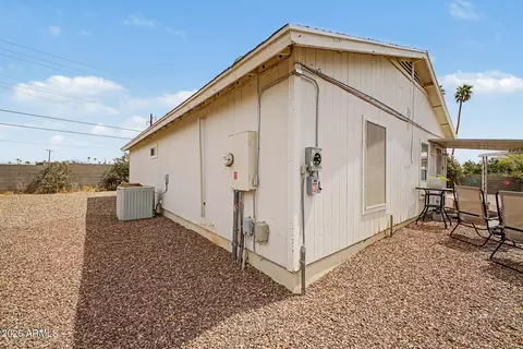 Exterior - 836 S Royal Palm Rd, Apache Junction, AZ 85119 photo 6 of 13