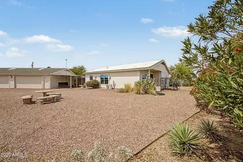 Exterior - 836 S Royal Palm Rd, Apache Junction, AZ 85119 photo 3 of 13
