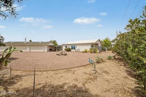 Exterior - 836 S Royal Palm Rd, Apache Junction, AZ 85119 photo 4 of 13