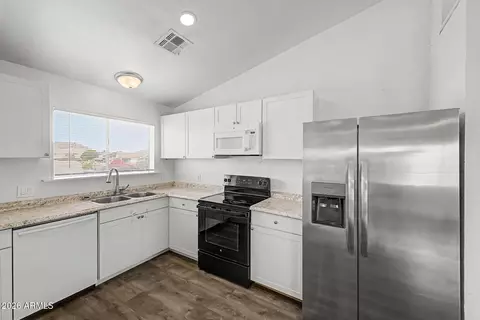 Kitchen - 9340 E Des Moines St, Mesa, AZ 85207 photo 3 of 3