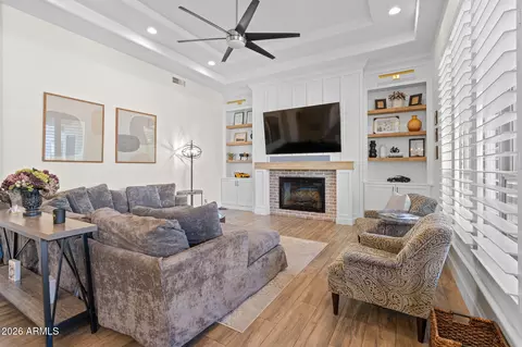 Living - 2082 E Sanoque Blvd, Gilbert, AZ 85298 photo 3 of 7