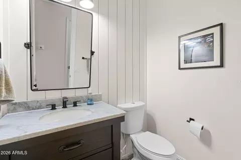 Bath - 2082 E Sanoque Blvd, Gilbert, AZ 85298 photo 6 of 7