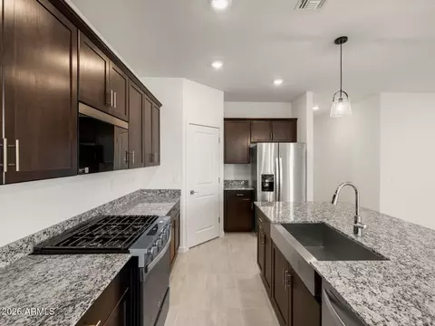 3328 N Camden Dr, Florence, AZ 85132