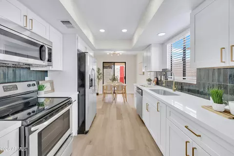 Kitchen - 1016 E Charleston Ave, Phoenix, AZ 85022 photo 1 of 5