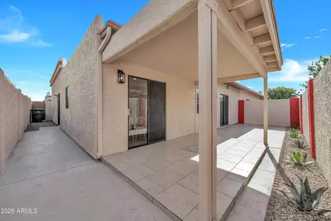 Exterior - 1016 E Charleston Ave, Phoenix, AZ 85022 photo 3 of 4