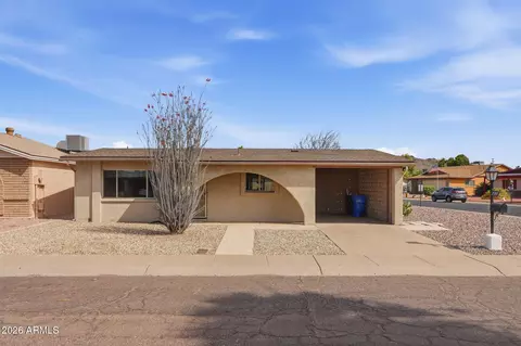 2201 E Gretta Pl, Phoenix, AZ 85022