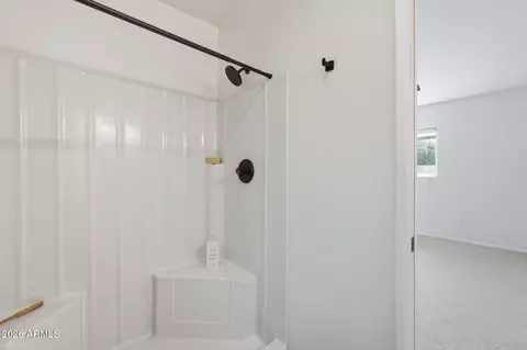 Bath - 2201 E Gretta Pl, Phoenix, AZ 85022 photo 4 of 4