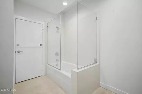 Bath - 4446 E Camelback Rd #104, Phoenix, AZ 85018 photo 5 of 6
