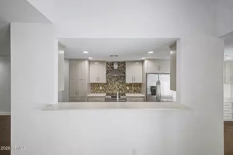 Kitchen - 4446 E Camelback Rd #104, Phoenix, AZ 85018 photo 1 of 3