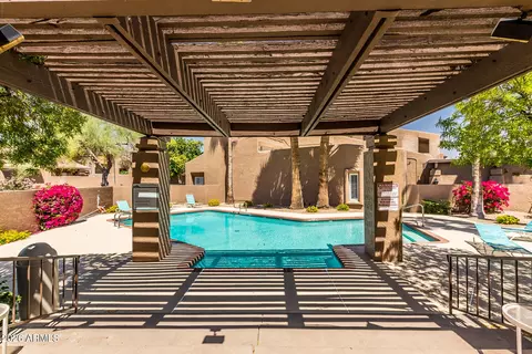 Exterior - 4446 E Camelback Rd #104, Phoenix, AZ 85018 photo 9 of 13
