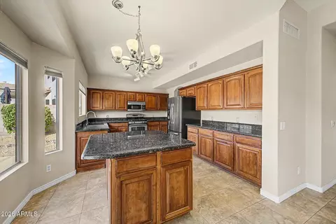 Kitchen - 4208 E Tether Trl, Phoenix, AZ 85050 photo 1 of 4