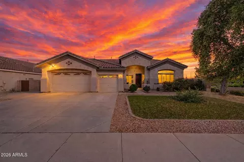 8663 W Yukon Dr, Peoria, AZ 85382