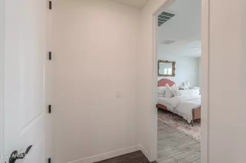 Entry Way - 634 E Buckingham Ave, Gilbert, AZ 85297 photo 11 of 12