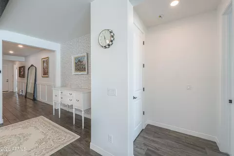 Entry Way - 634 E Buckingham Ave, Gilbert, AZ 85297 photo 10 of 12