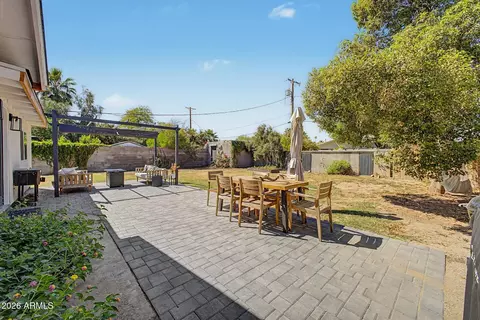 Exterior - 3436 E Glenrosa Ave, Phoenix, AZ 85018 photo 5 of 7