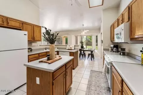 Kitchen - 2519 Encinas Ave, Gilbert, AZ 85234 photo 3 of 4