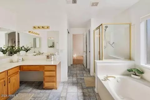 Bath - 2519 Encinas Ave, Gilbert, AZ 85234 photo 1 of 4
