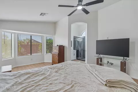 Bedroom - 4321 E Rowel Rd, Phoenix, AZ 85050 photo 4 of 5