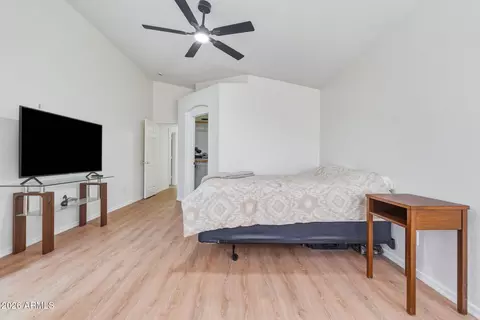 Bedroom - 4321 E Rowel Rd, Phoenix, AZ 85050 photo 5 of 5