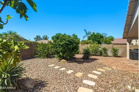 Exterior - 4321 E Rowel Rd, Phoenix, AZ 85050 photo 7 of 9