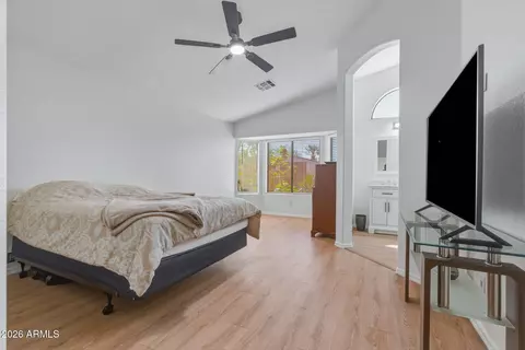 Bedroom - 4321 E Rowel Rd, Phoenix, AZ 85050 photo 3 of 5
