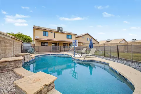 Exterior - 2111 E Patrick Ln, Phoenix, AZ 85024 photo 2 of 8
