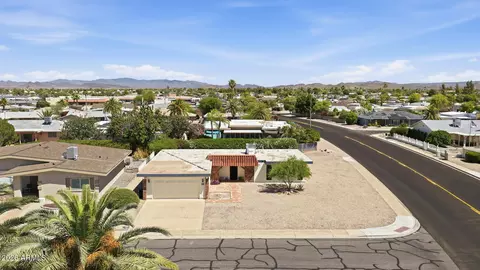 10702 W Willowbrook Dr, Sun City, AZ 85373