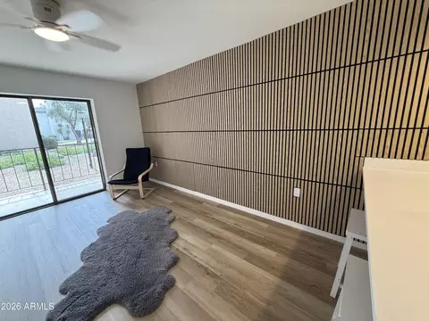 Living - 3033 E Devonshire Ave #1001, Phoenix, AZ 85016 photo 2 of 4