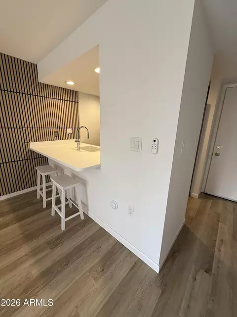 Kitchen - 3033 E Devonshire Ave #1001, Phoenix, AZ 85016 photo 1 of 6