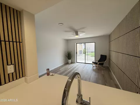 3033 E Devonshire Ave #1001, Phoenix, AZ 85016