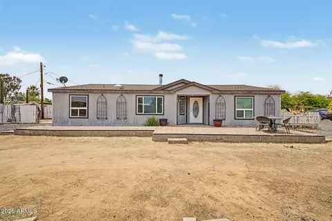 2087 E Michelle Dr, Phoenix, AZ 85022