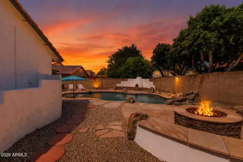 652 W Nido Ave, Mesa, AZ 85210